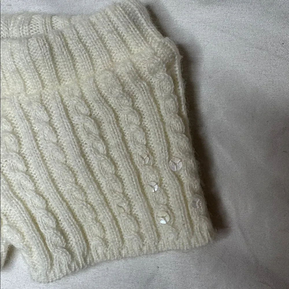 American Girl Winter White Truly Me 2015 Cable Knit Shorts.